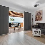 Apartman Junto Al Mar *