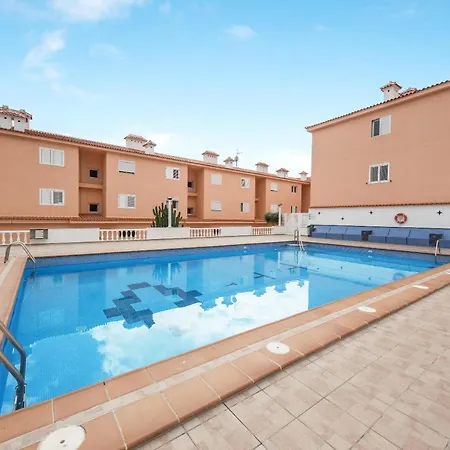 Apartament Junto Al Mar *